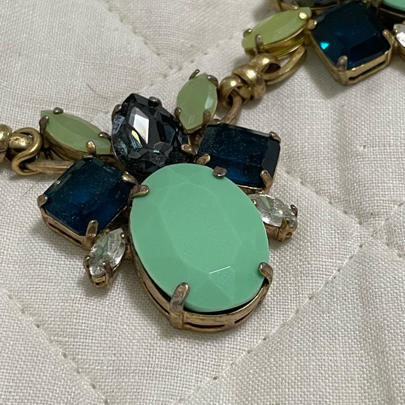 J Crew stunning turquoise jade navy necklace - Picture 4 of 4